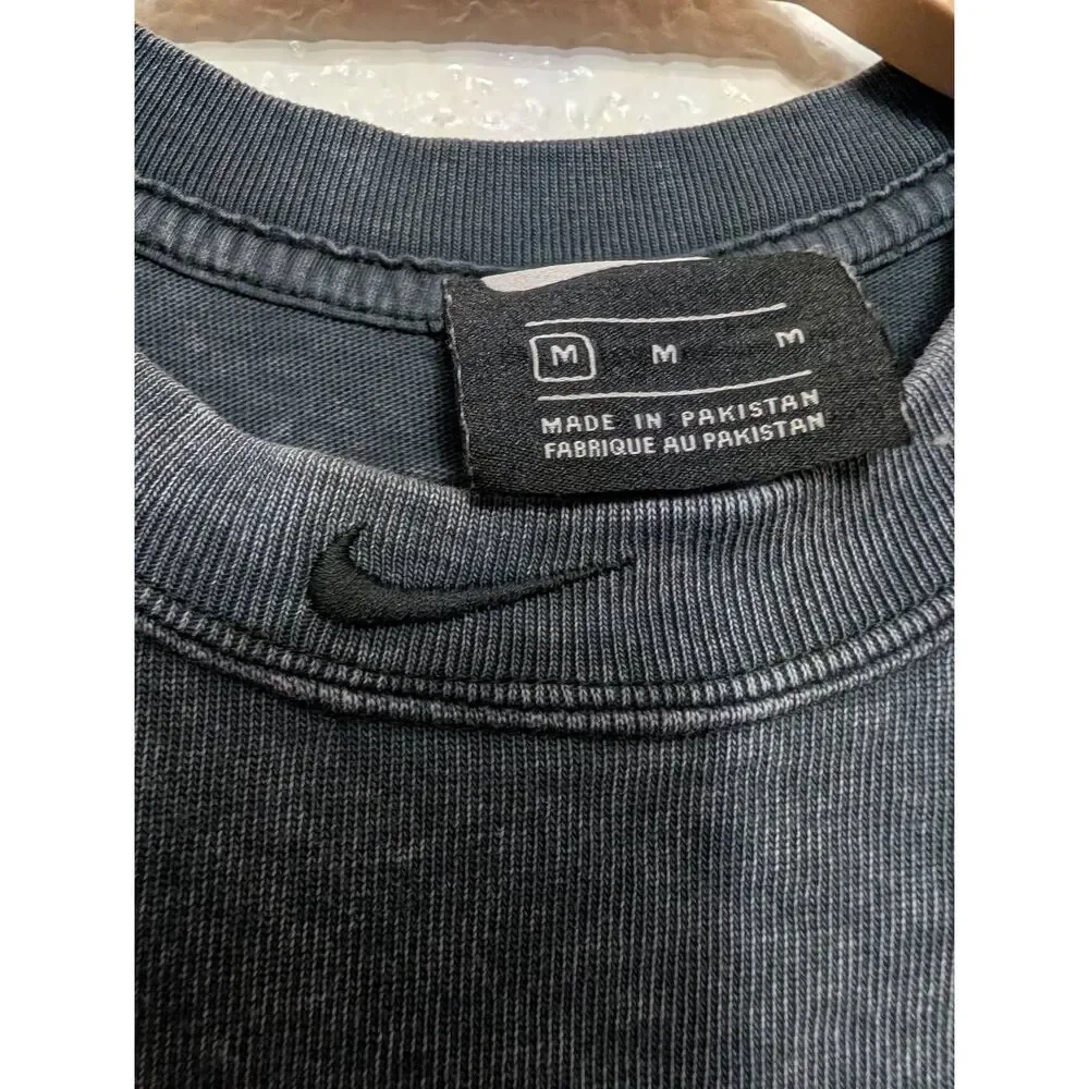 Nike top for women